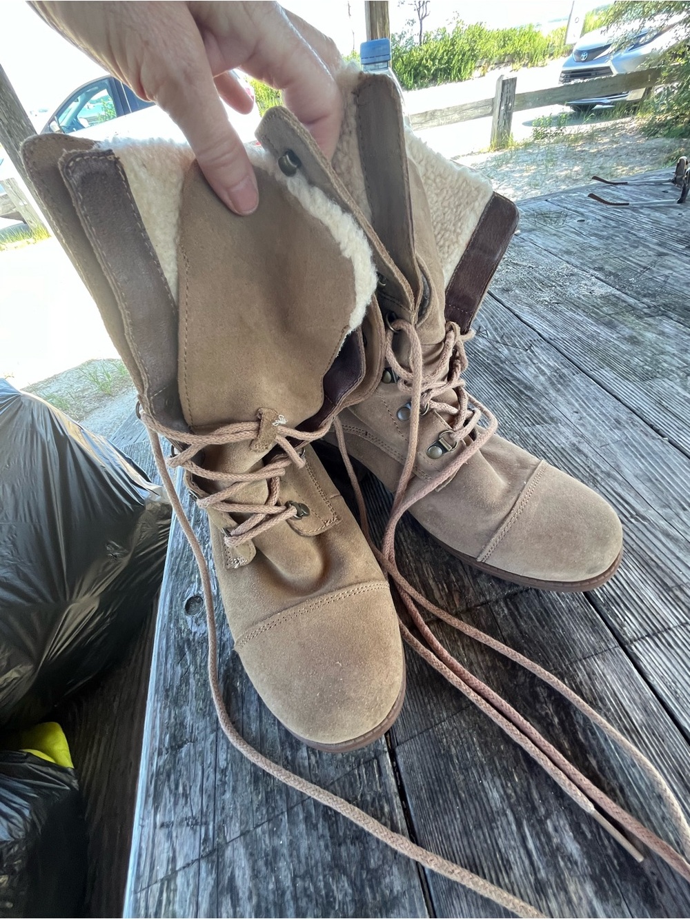 Uggs Suede Lace-Up Faux Shearling winter/fall  Boots - Taupe sz 7, used 2x